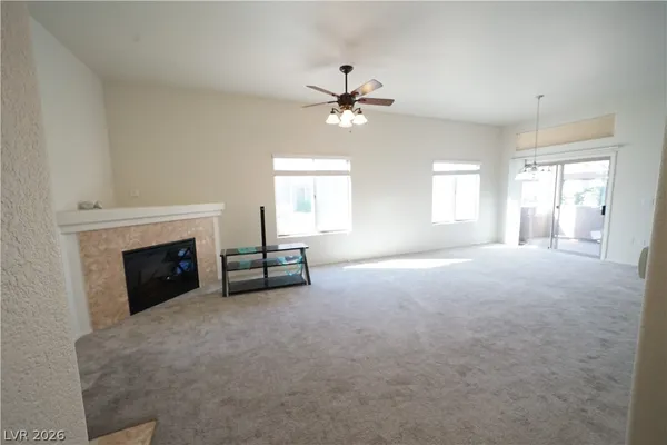 $1,595 | 8985 South Durango Drive, Unit 1039, Las Vegas, NV 89113