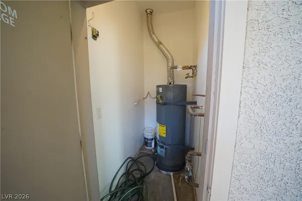 $1,595 | 8985 South Durango Drive, Unit 1039, Las Vegas, NV 89113