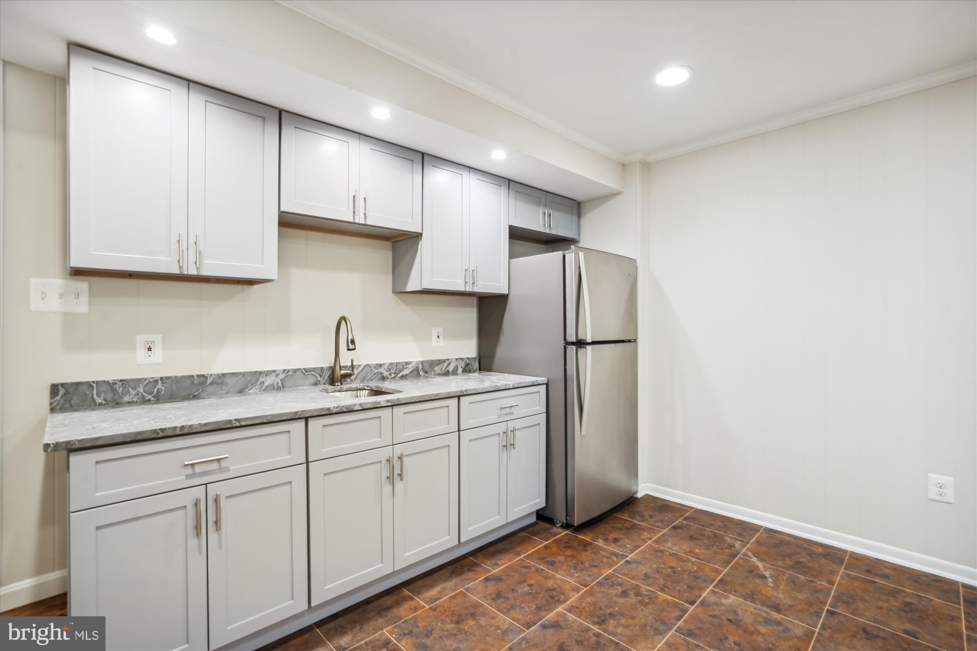 630 Springvale Road Great Falls, VA 22066 - Photo 56 of 70 Den Wet Bar