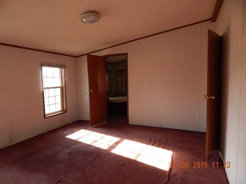 9017 Cale Road Shoals, IN 47581 - Photo 12 of 29