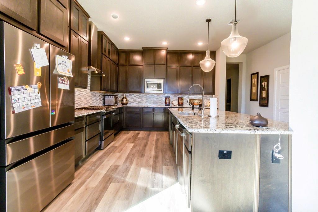 2711 Trinity Ridge Street Mansfield, TX 76063 - Photo 13 of 35