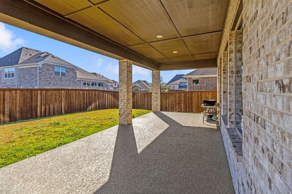 2711 Trinity Ridge Street Mansfield, TX 76063 - Photo 31 of 35