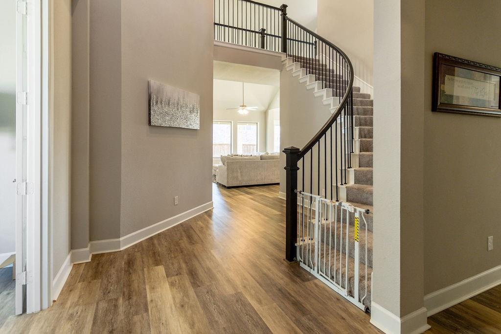 2711 Trinity Ridge Street Mansfield, TX 76063 - Photo 5 of 35