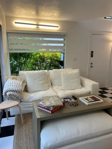 a view of backyard of the house