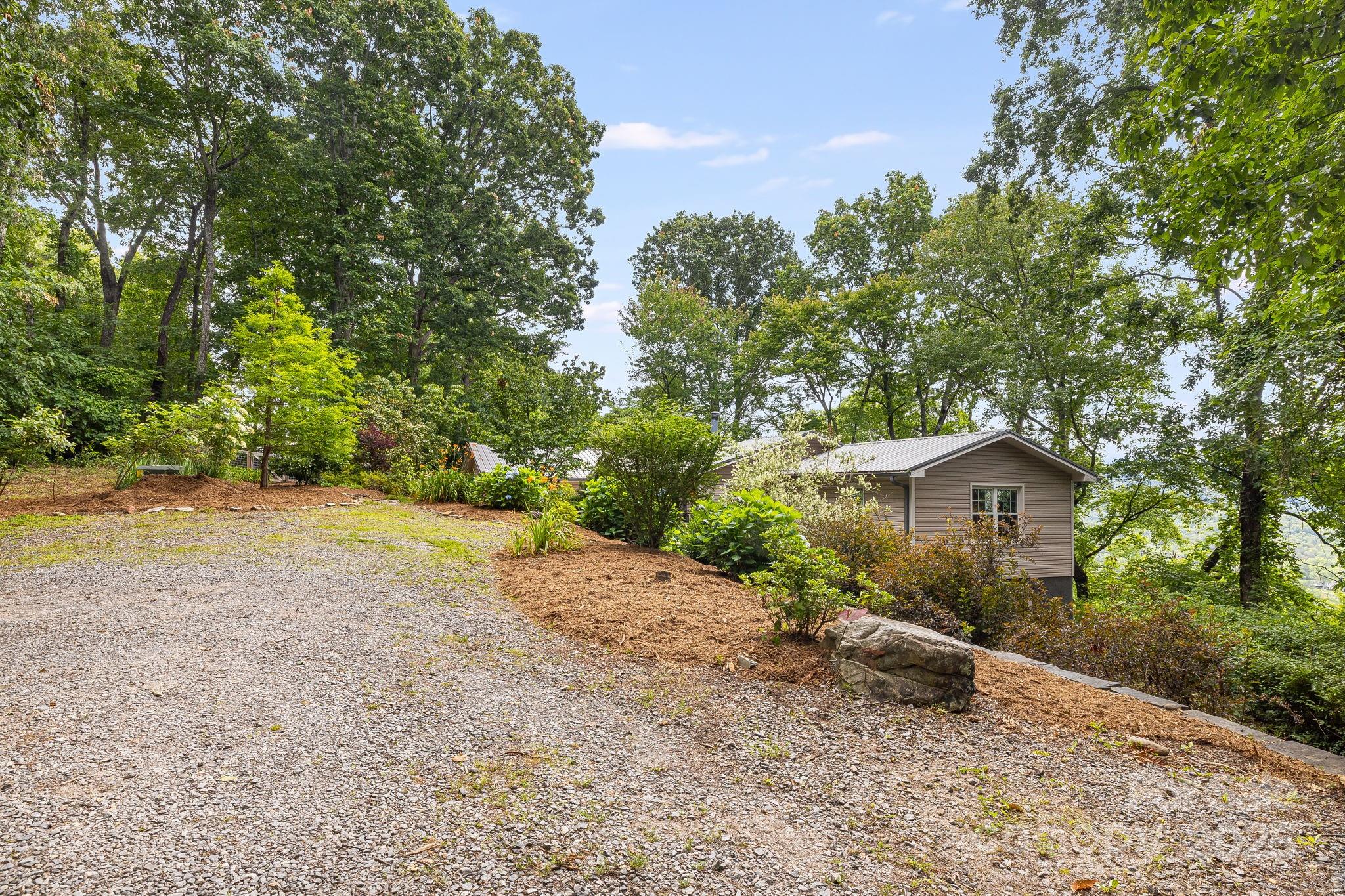 90 Reed Road Asheville, NC 28805 - Photo 42 of 48 Gallery Image 42