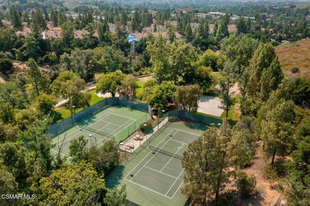 $399,999 | 5744 Oak Bend Lane, Unit 208, Oak Park, CA 91377