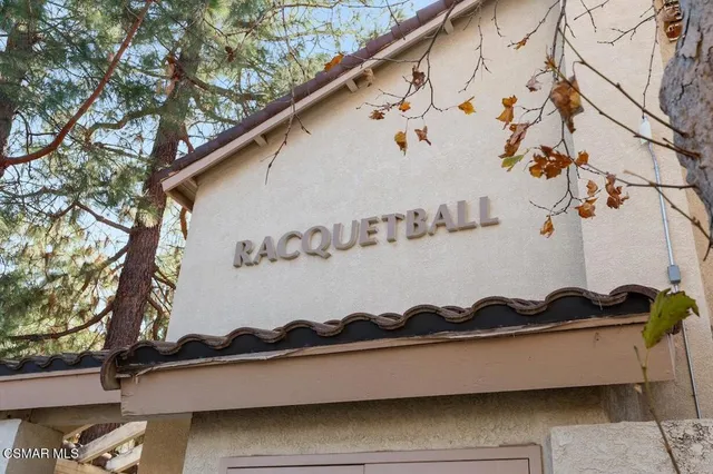 $399,999 | 5744 Oak Bend Lane, Unit 208, Oak Park, CA 91377