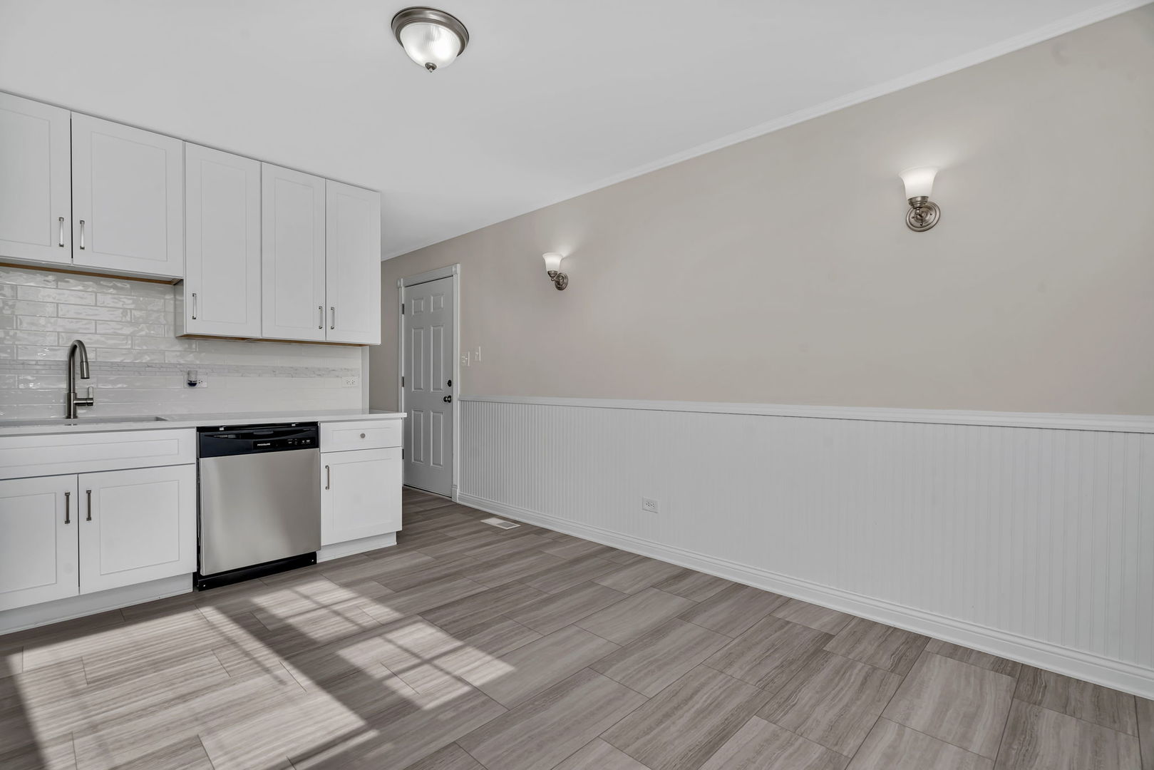 3624 151st Street Midlothian, IL 60445 - Photo 8 of 26 a kitchen with cabinets and wooden floor