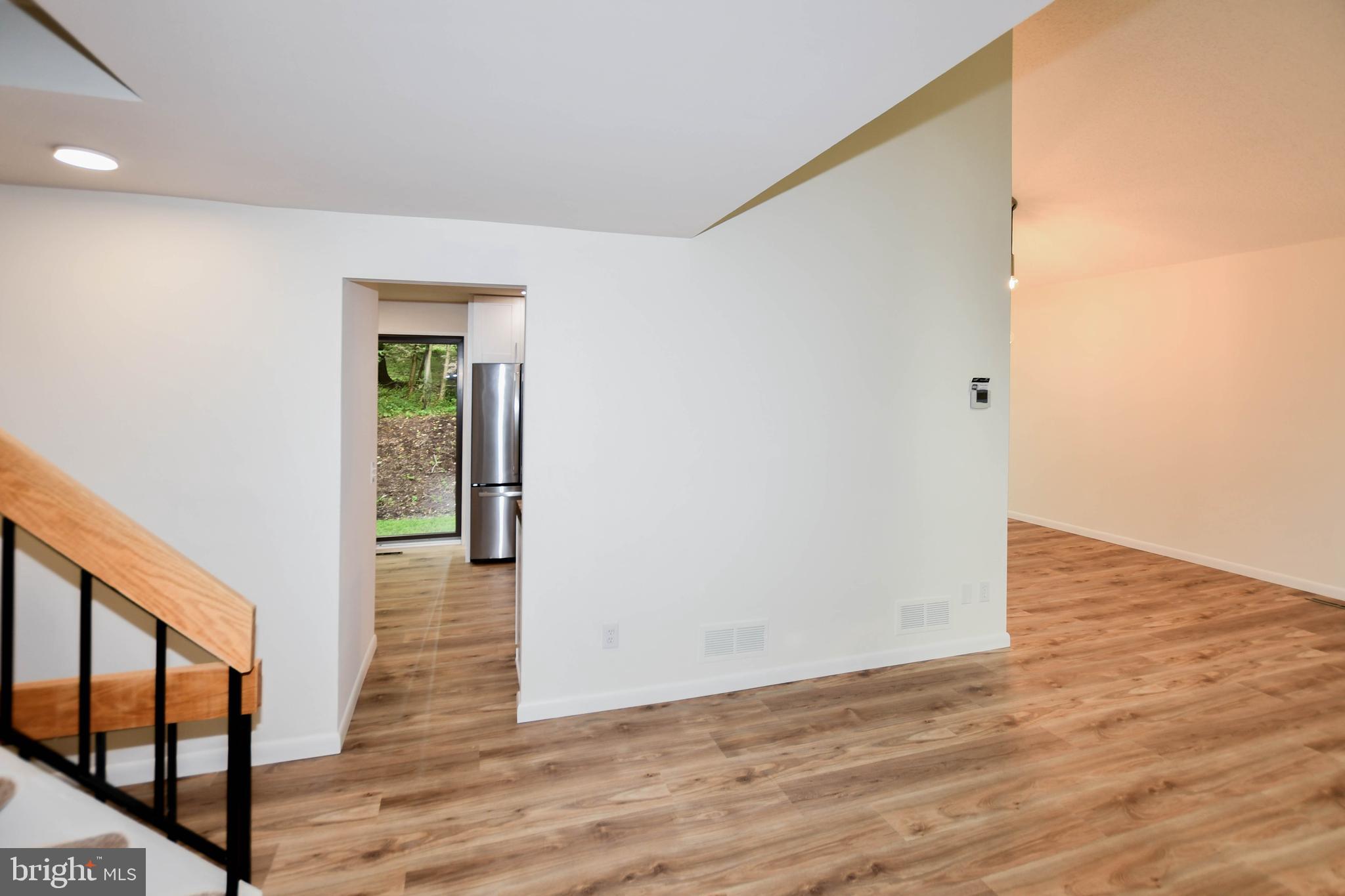 5317 Lightning View Road Columbia, MD 21045 - Photo 8 of 103