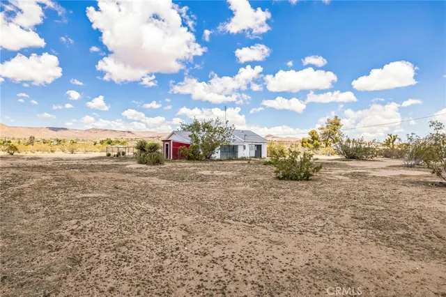 $199,900 | 1561 Old Woman Springs Road, Yucca Valley, CA 92284