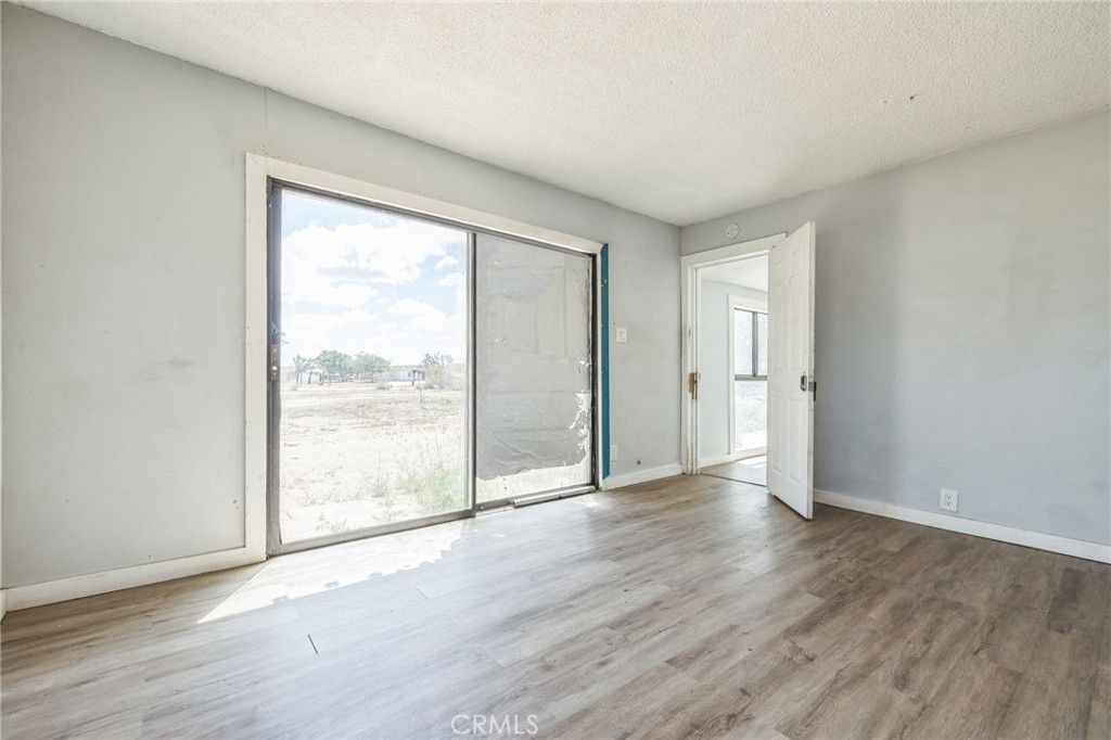 1561 Old Woman Springs Road Yucca Valley, CA 92284 - Photo 14 of 30