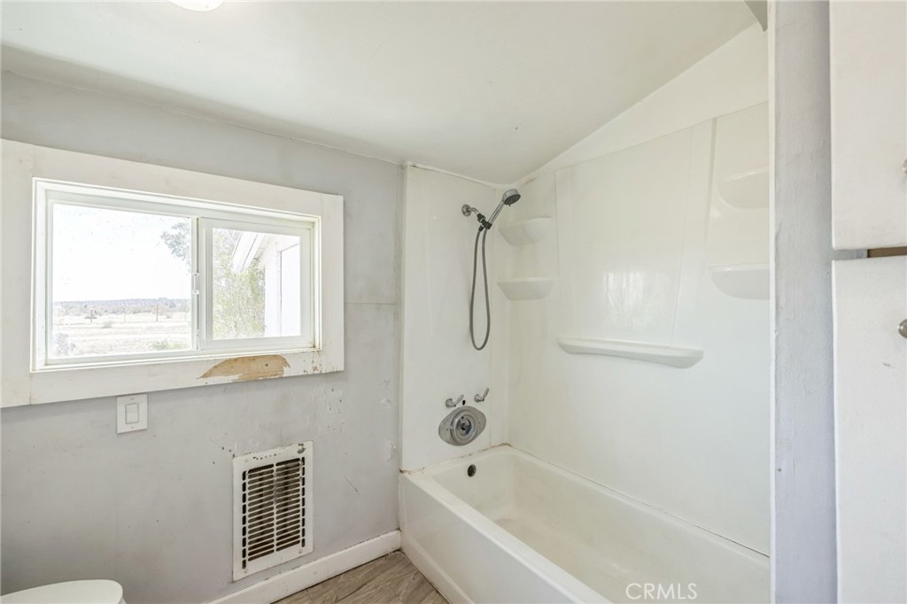 1561 Old Woman Springs Road Yucca Valley, CA 92284 - Photo 29 of 30