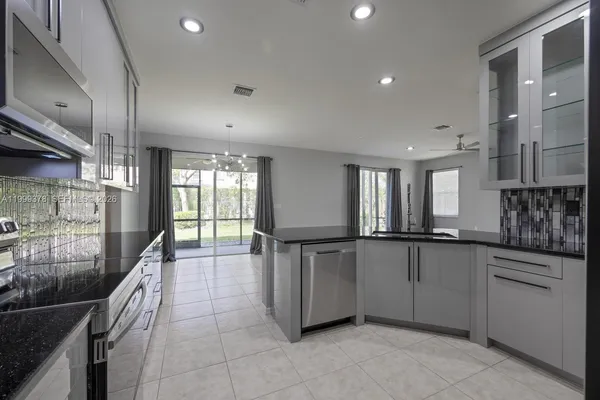 $1,475,000 | 4207 West Whitewater Avenue, Weston, FL 33332