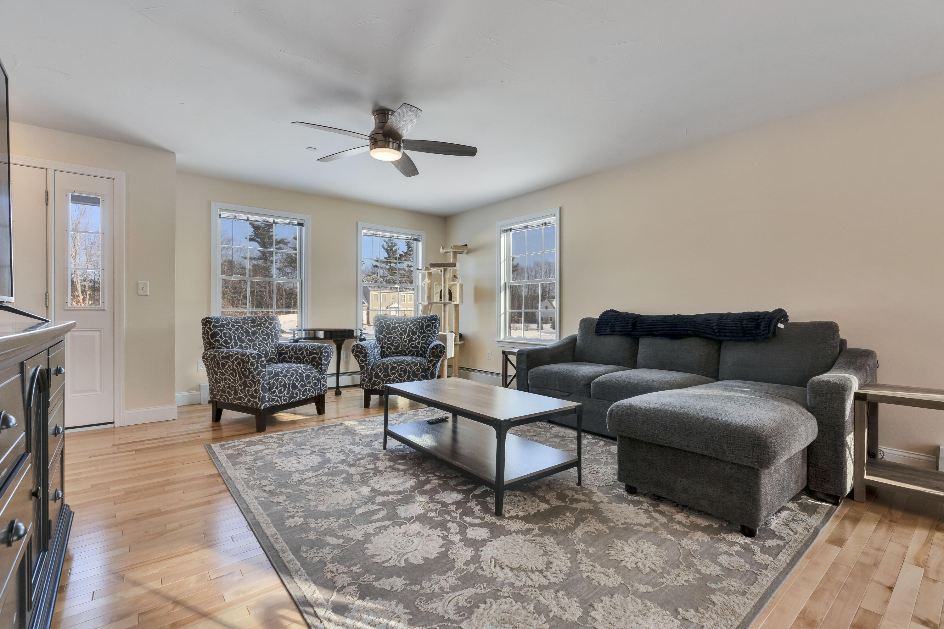 4 Musket Drive Gorham, ME 04038 - Photo 7 of 33 Living Room