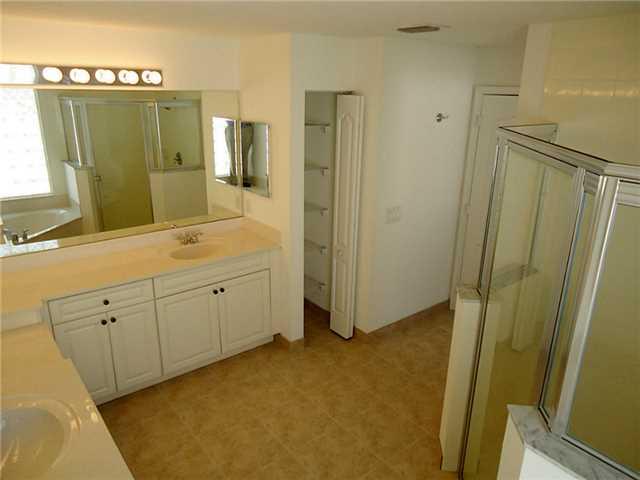 2514 Southwest Impala Way Stuart, FL 34997 - Photo 7 of 25 Gallery Image 7