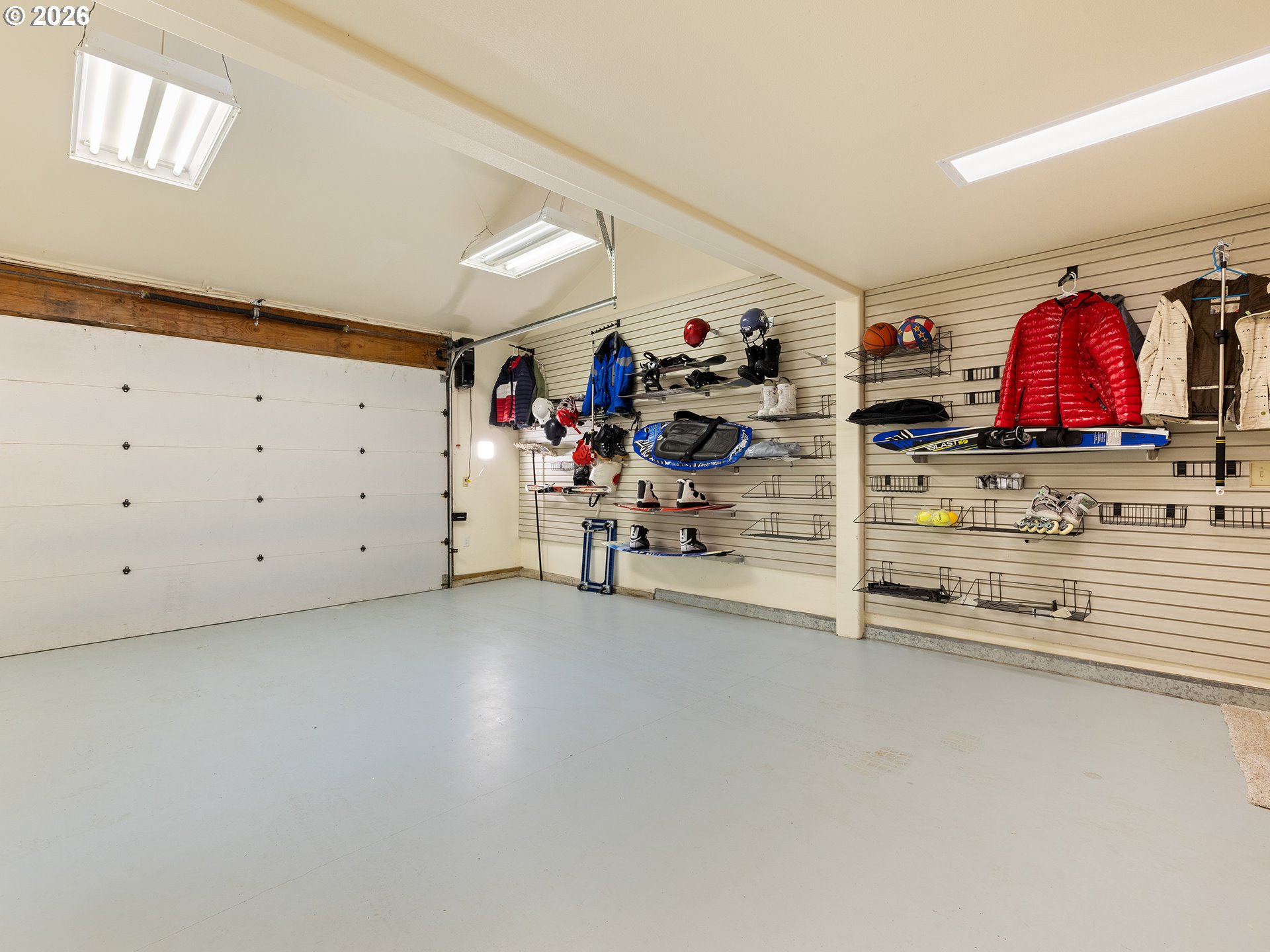 14718 Northeast Bonanza Road Brush Prairie, WA 98606 - Photo 31 of 48 Garage