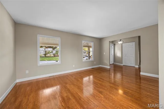 $379,000 | 1410 Ticonderoga Drive, St. Peters, MO 63376