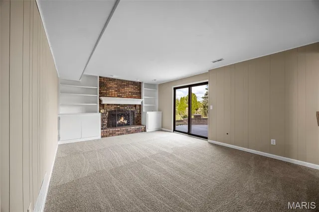 $379,000 | 1410 Ticonderoga Drive, St. Peters, MO 63376