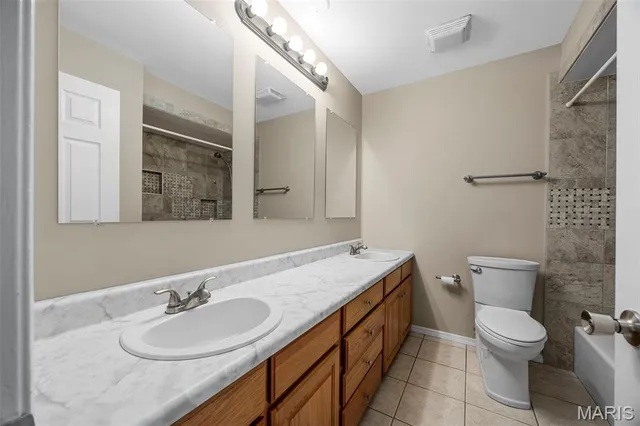 $379,000 | 1410 Ticonderoga Drive, St. Peters, MO 63376