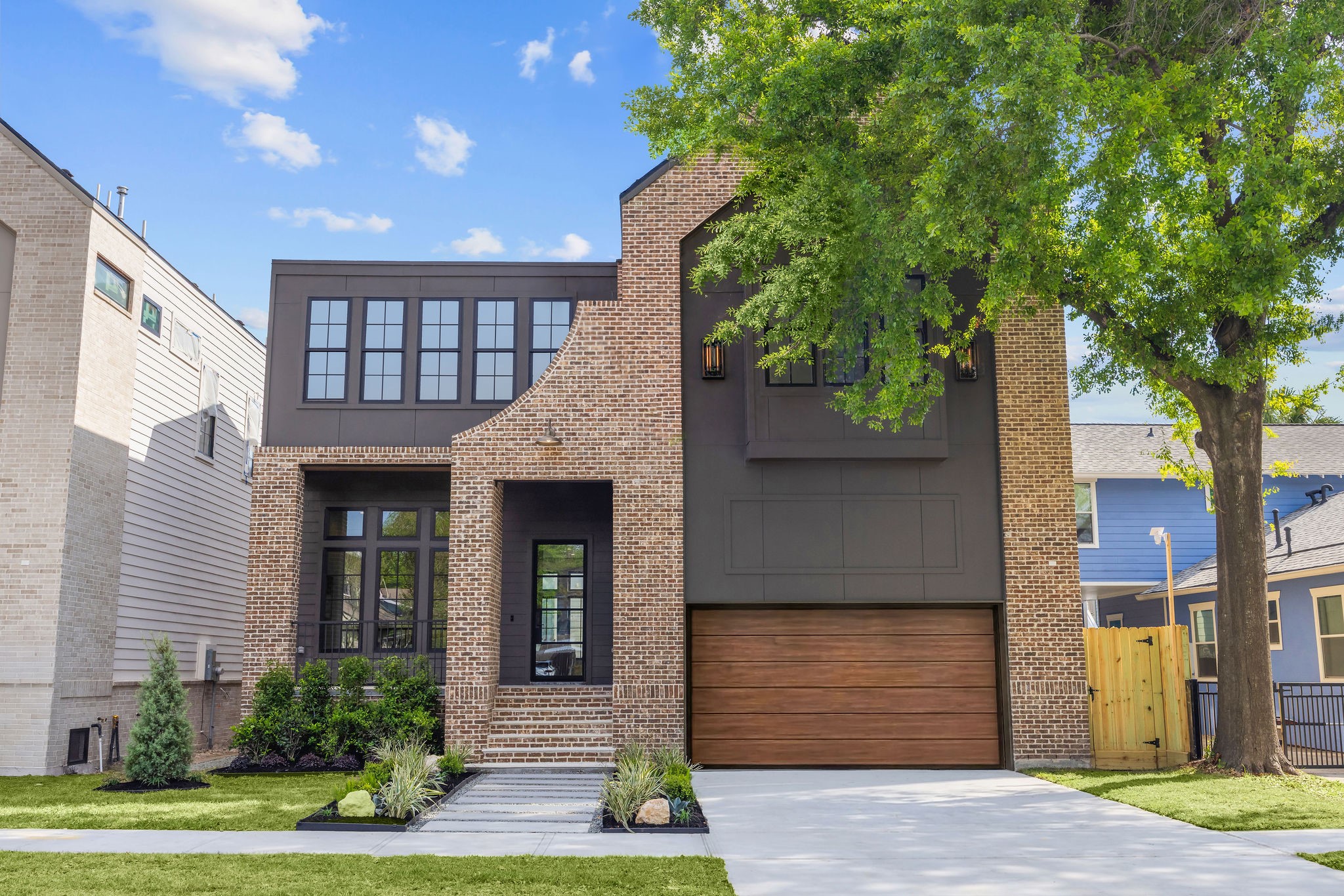 616 Ridge Street Houston, TX 77009 - Photo 2 of 50