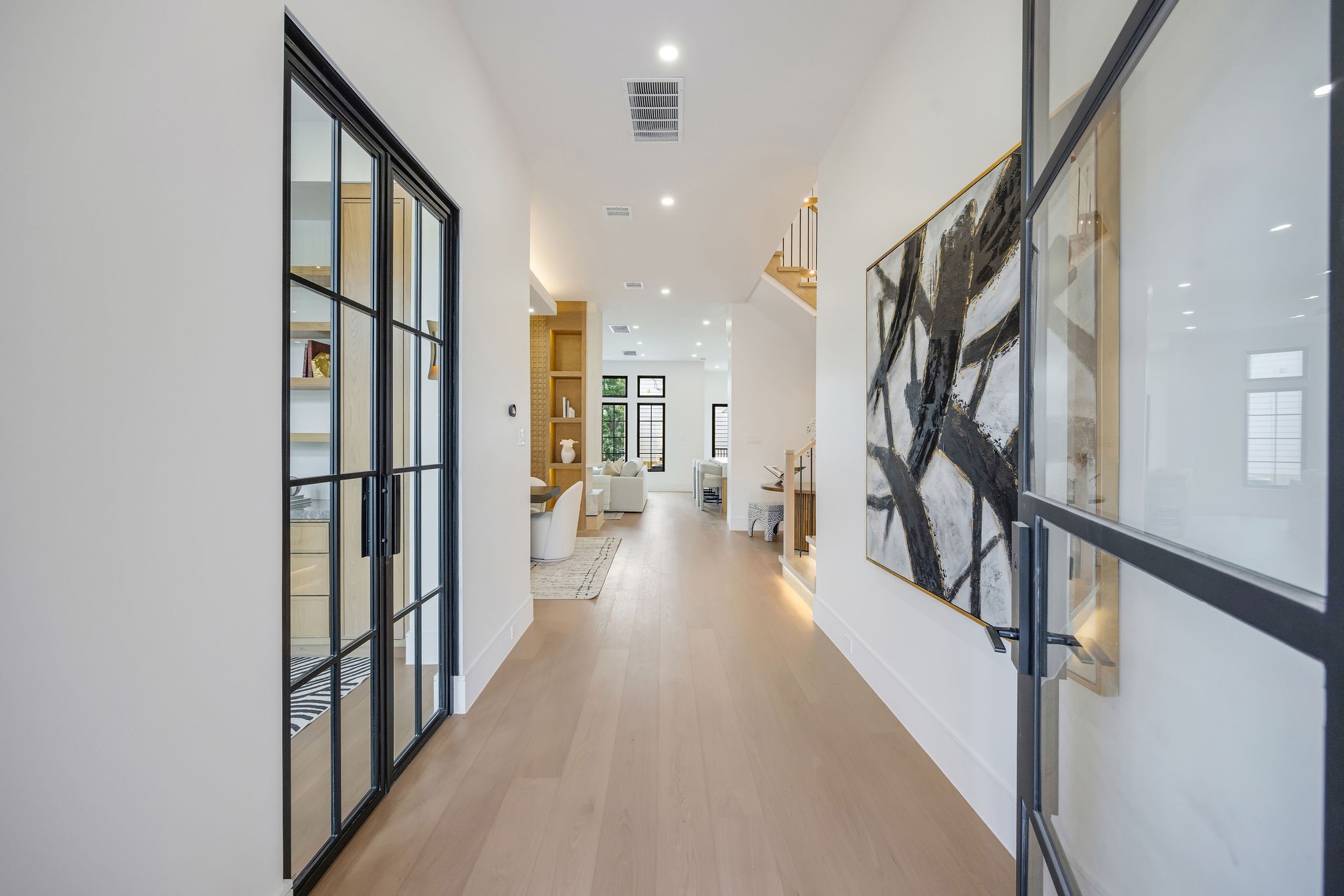 616 Ridge Street Houston, TX 77009 - Photo 4 of 50