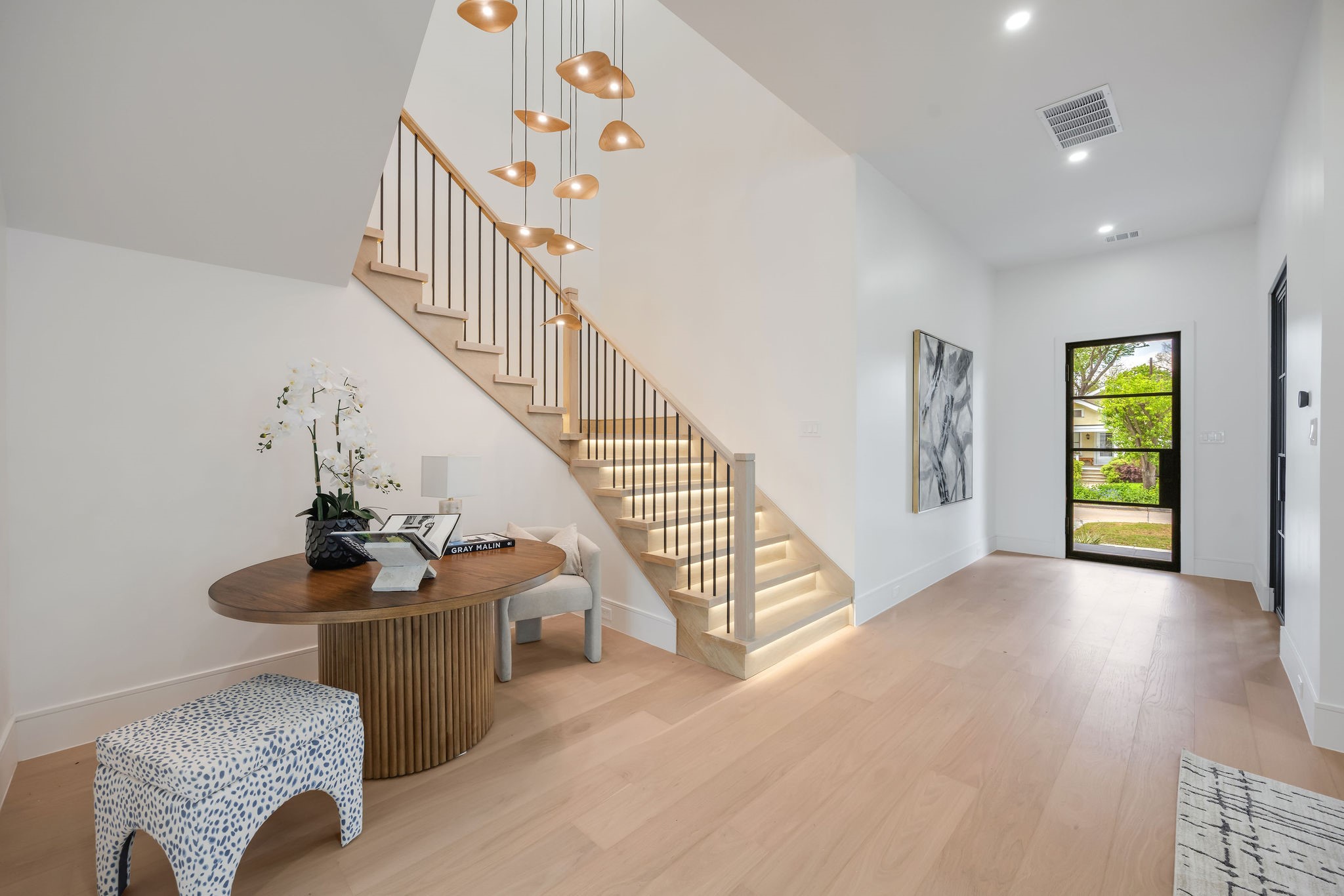 616 Ridge Street Houston, TX 77009 - Photo 6 of 50