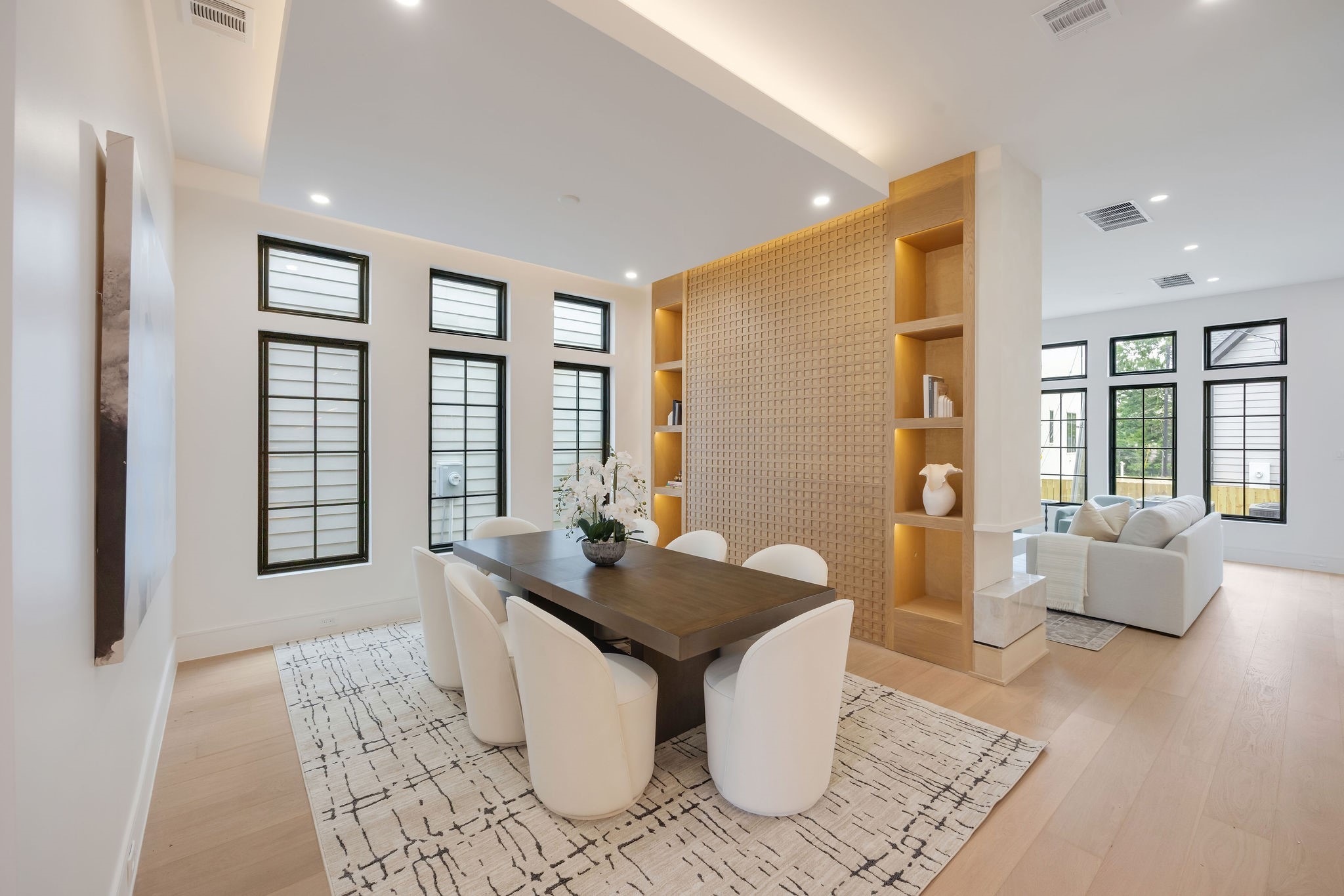 616 Ridge Street Houston, TX 77009 - Photo 8 of 50