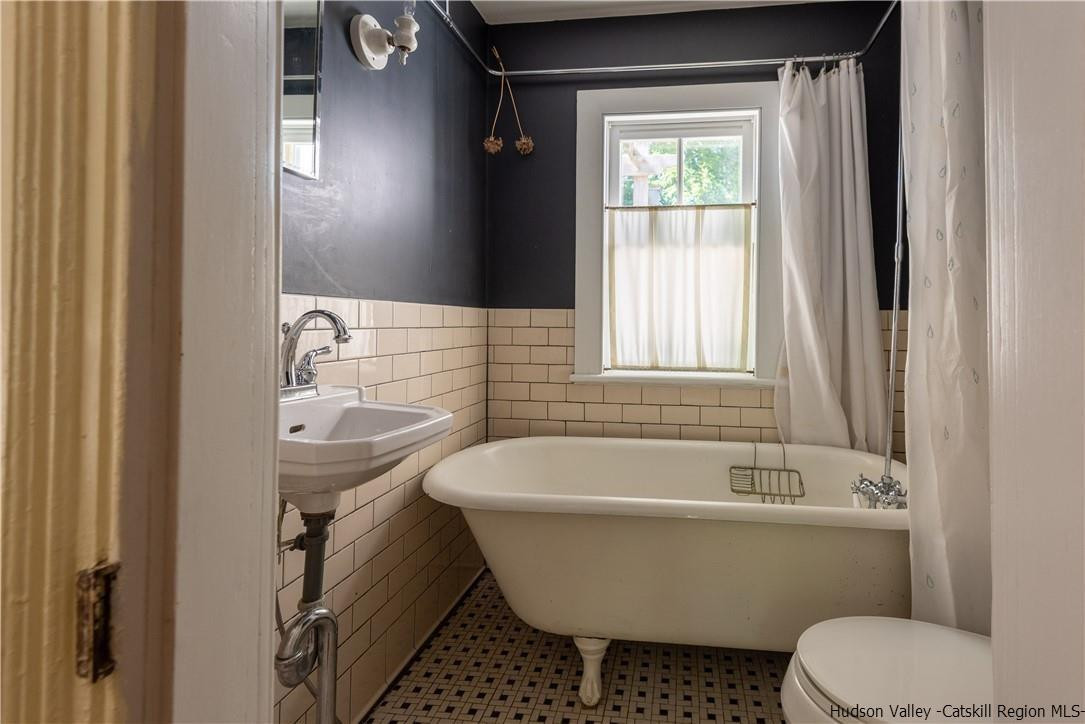 62 Spring Valley Street Beacon, NY 12508 - Photo 10 of 31 Photo 11
