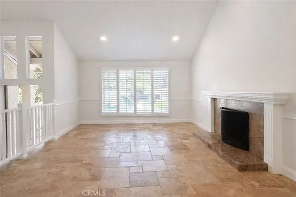 $6,200 | 4 Tory, Irvine, CA 92620