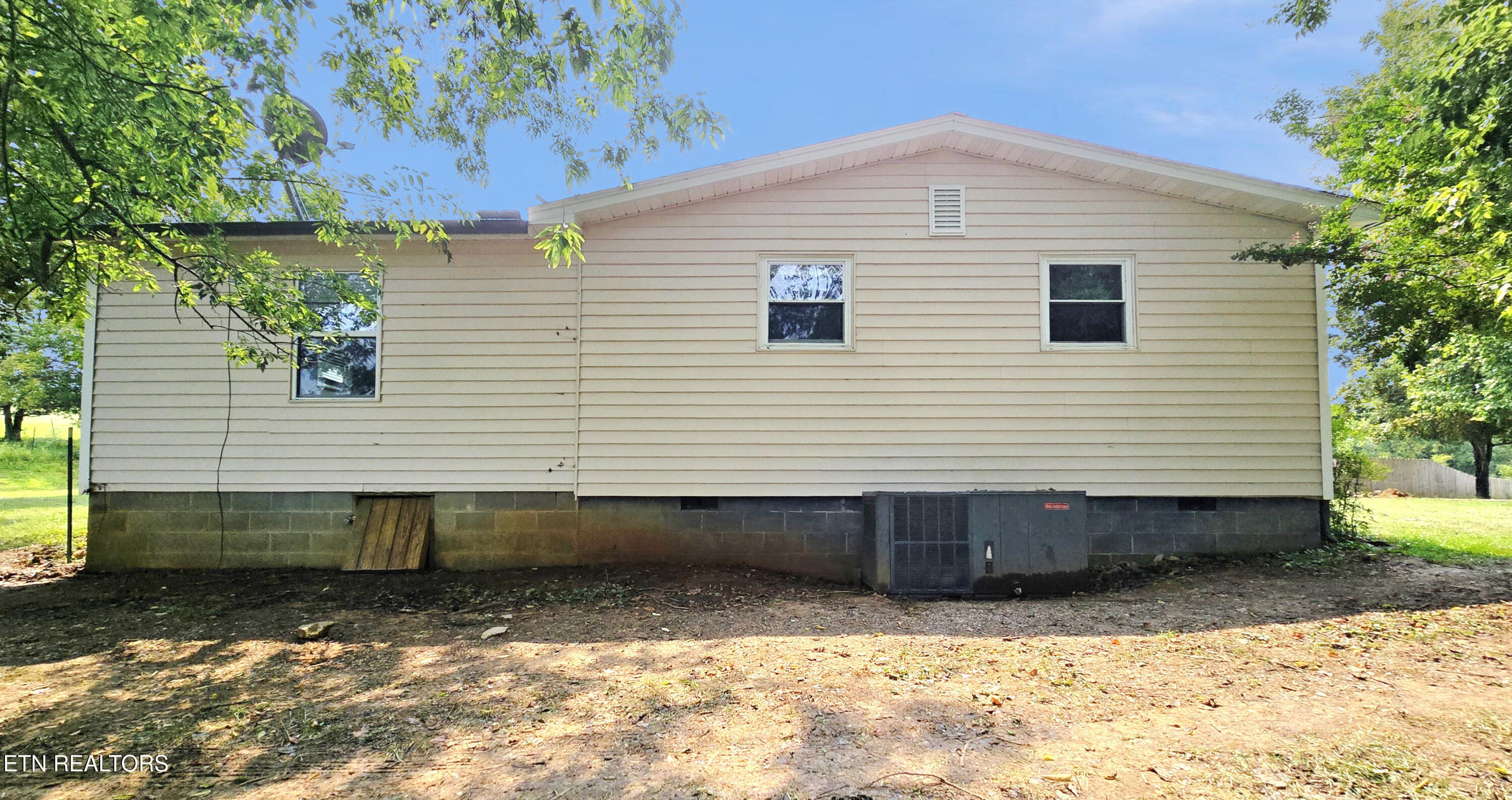 1035 Lakeside Road Madisonville, TN 37354 - Photo 13 of 46 20250905_130009