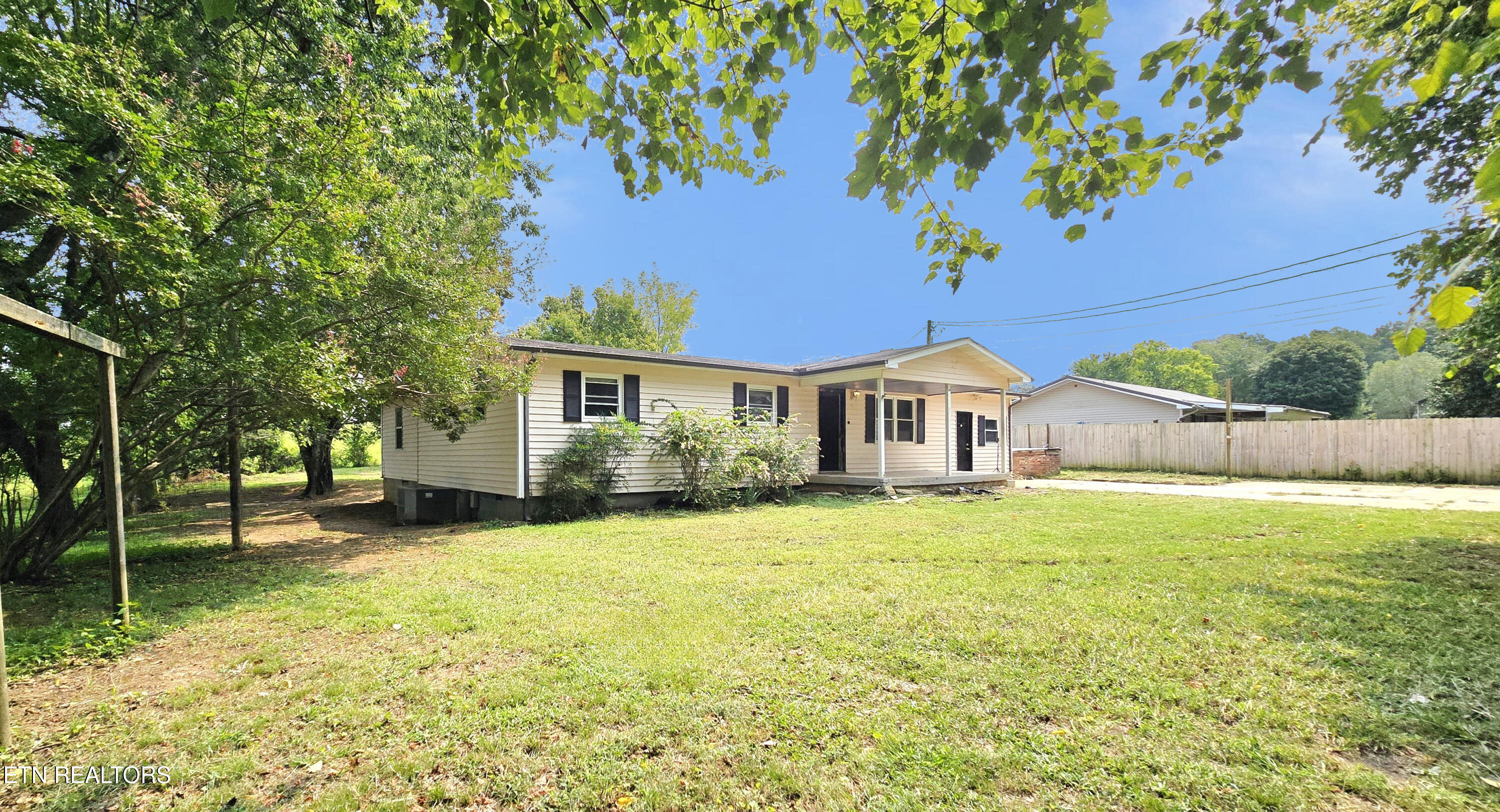 1035 Lakeside Road Madisonville, TN 37354 - Photo 14 of 46 20250905_130029