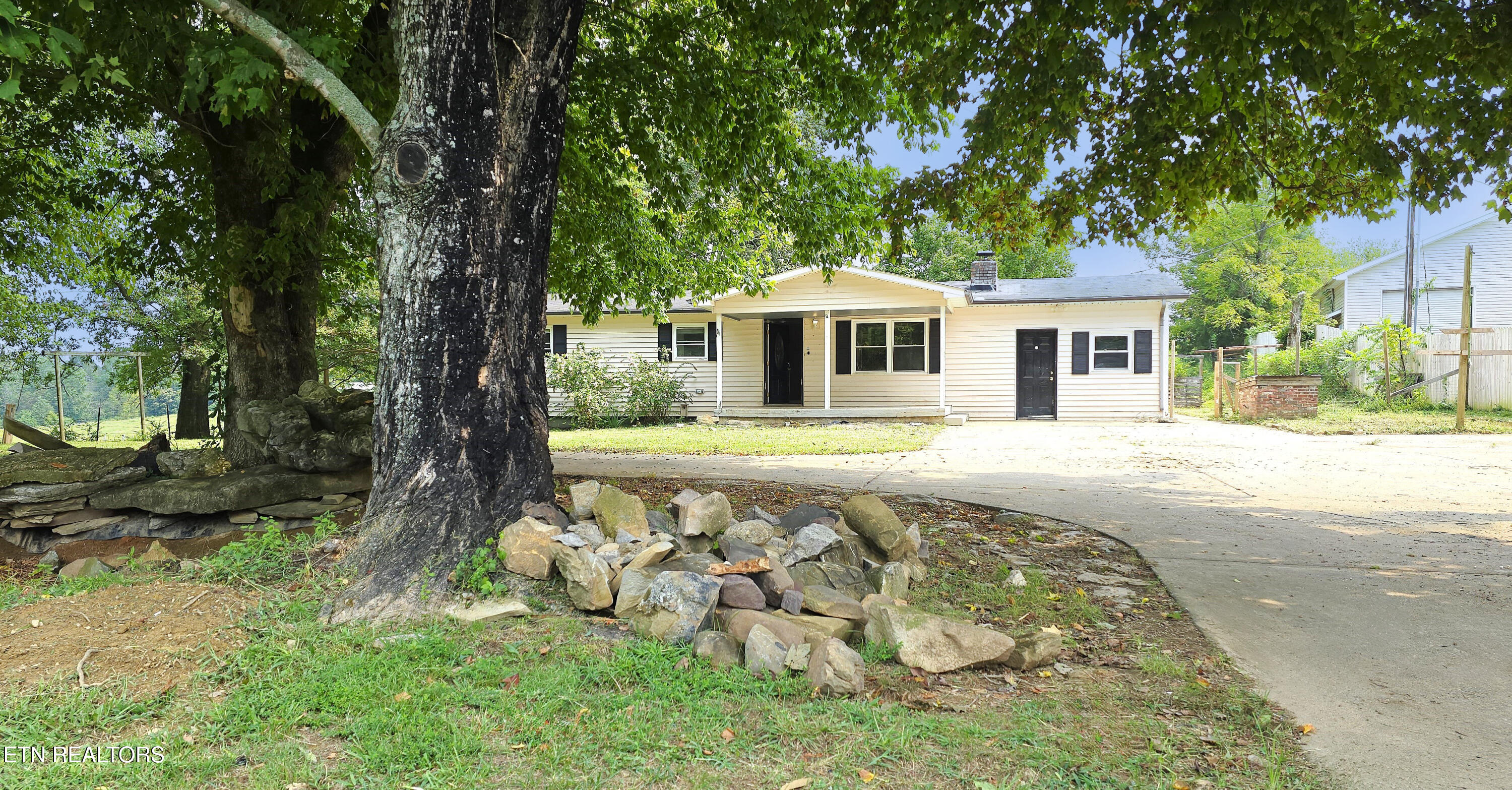 1035 Lakeside Road Madisonville, TN 37354 - Photo 2 of 46 20250905_125747