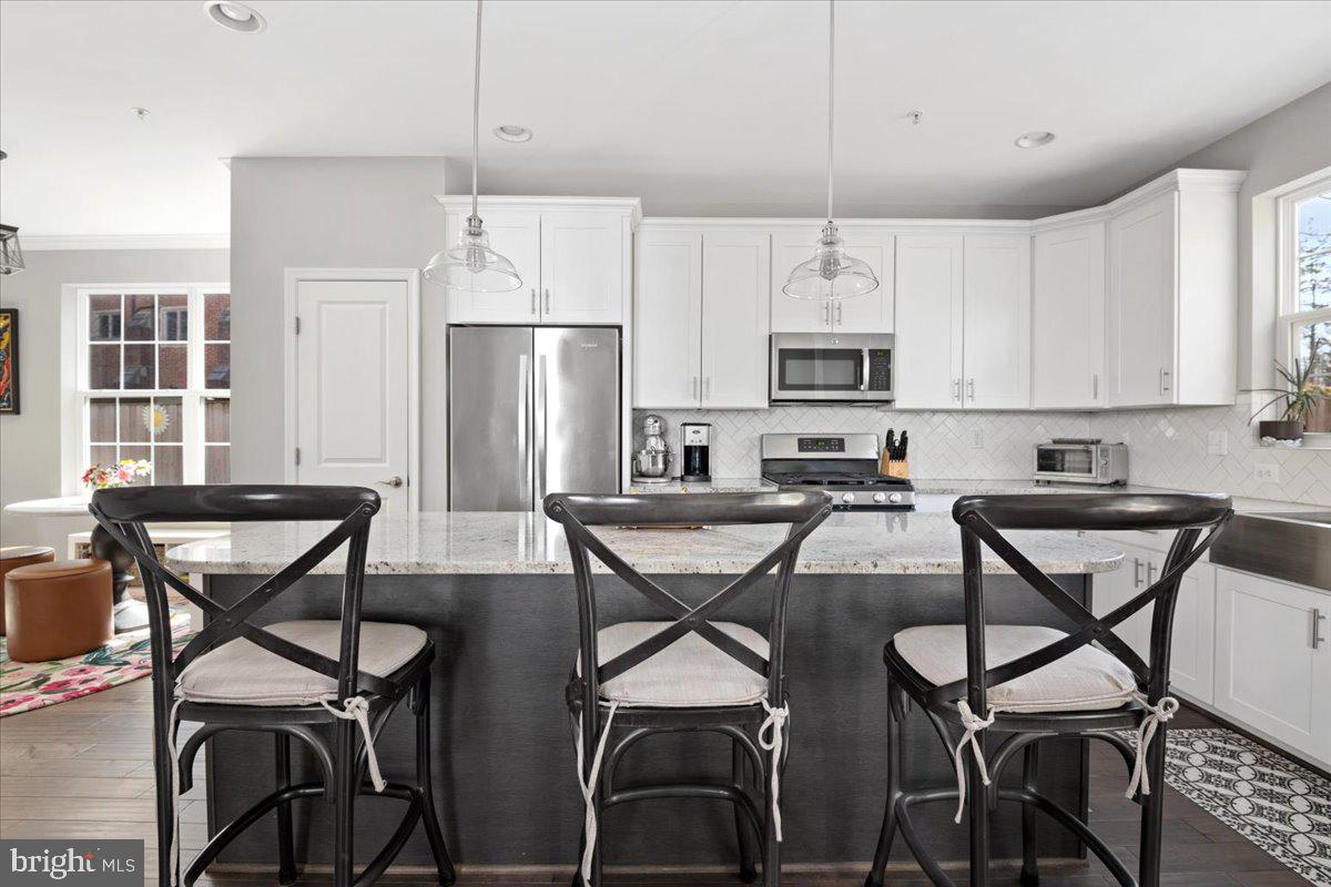 1603 Grace Church Road Silver Spring, MD 20910 - Photo 16 of 77