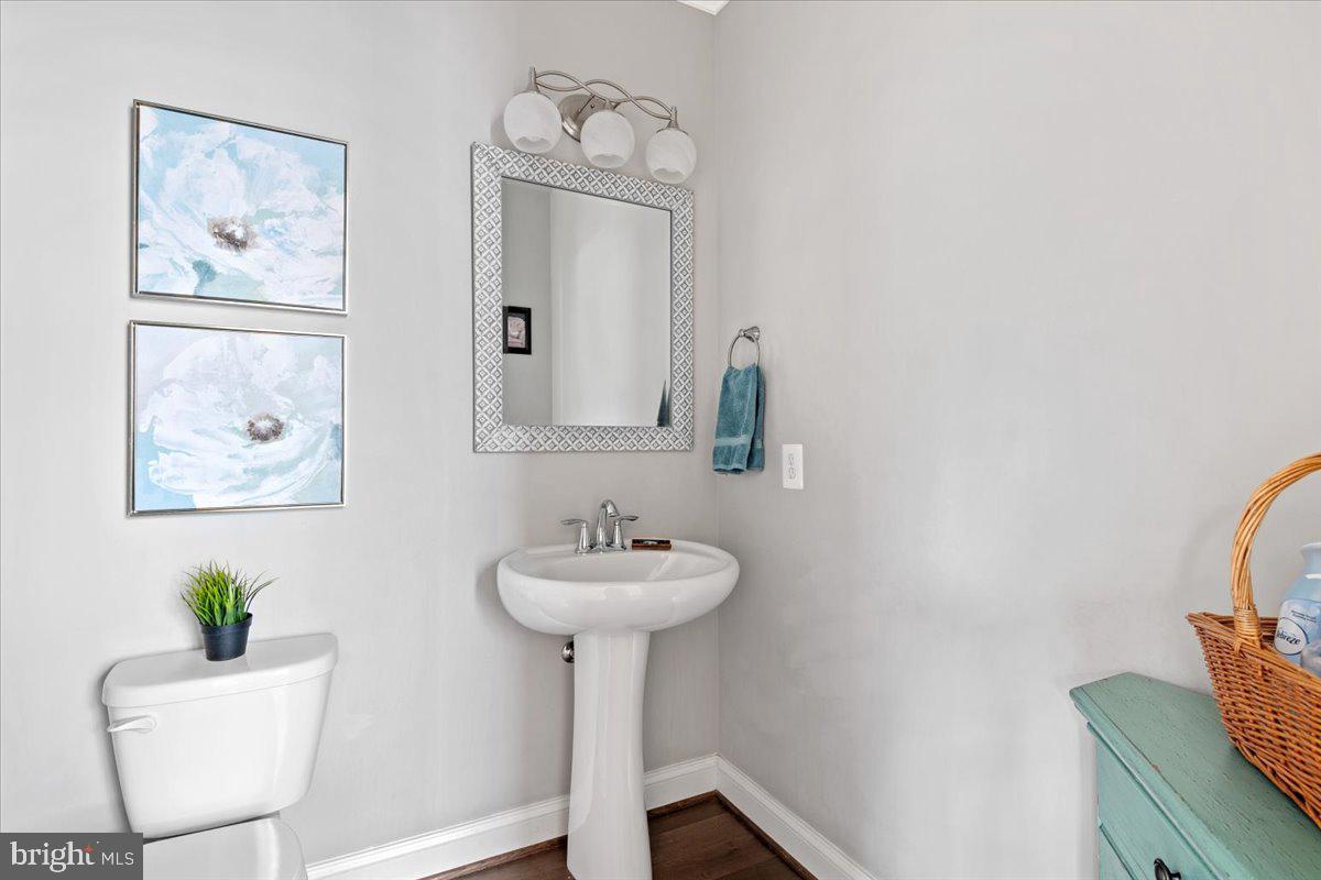 1603 Grace Church Road Silver Spring, MD 20910 - Photo 22 of 77