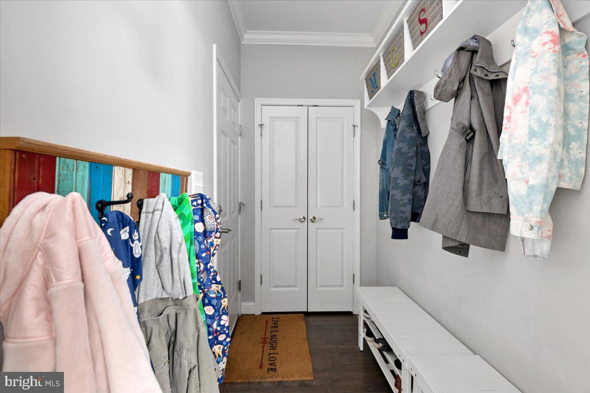 1603 Grace Church Road Silver Spring, MD 20910 - Photo 23 of 77