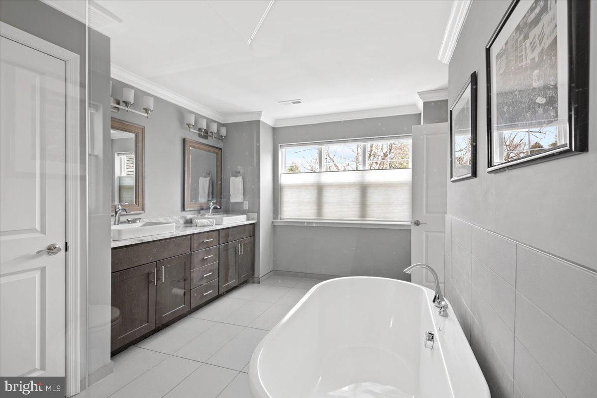 1603 Grace Church Road Silver Spring, MD 20910 - Photo 31 of 77