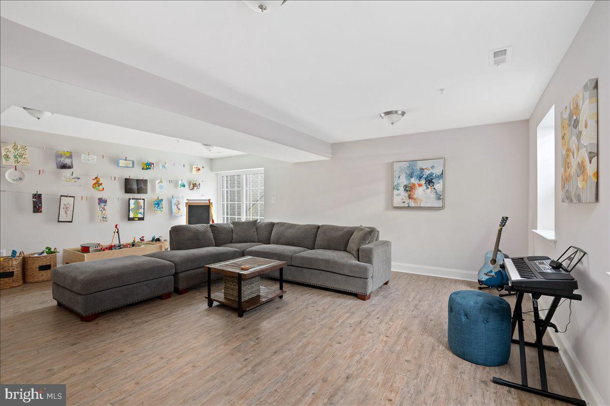 1603 Grace Church Road Silver Spring, MD 20910 - Photo 48 of 77