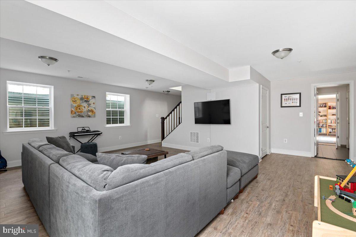 1603 Grace Church Road Silver Spring, MD 20910 - Photo 50 of 77