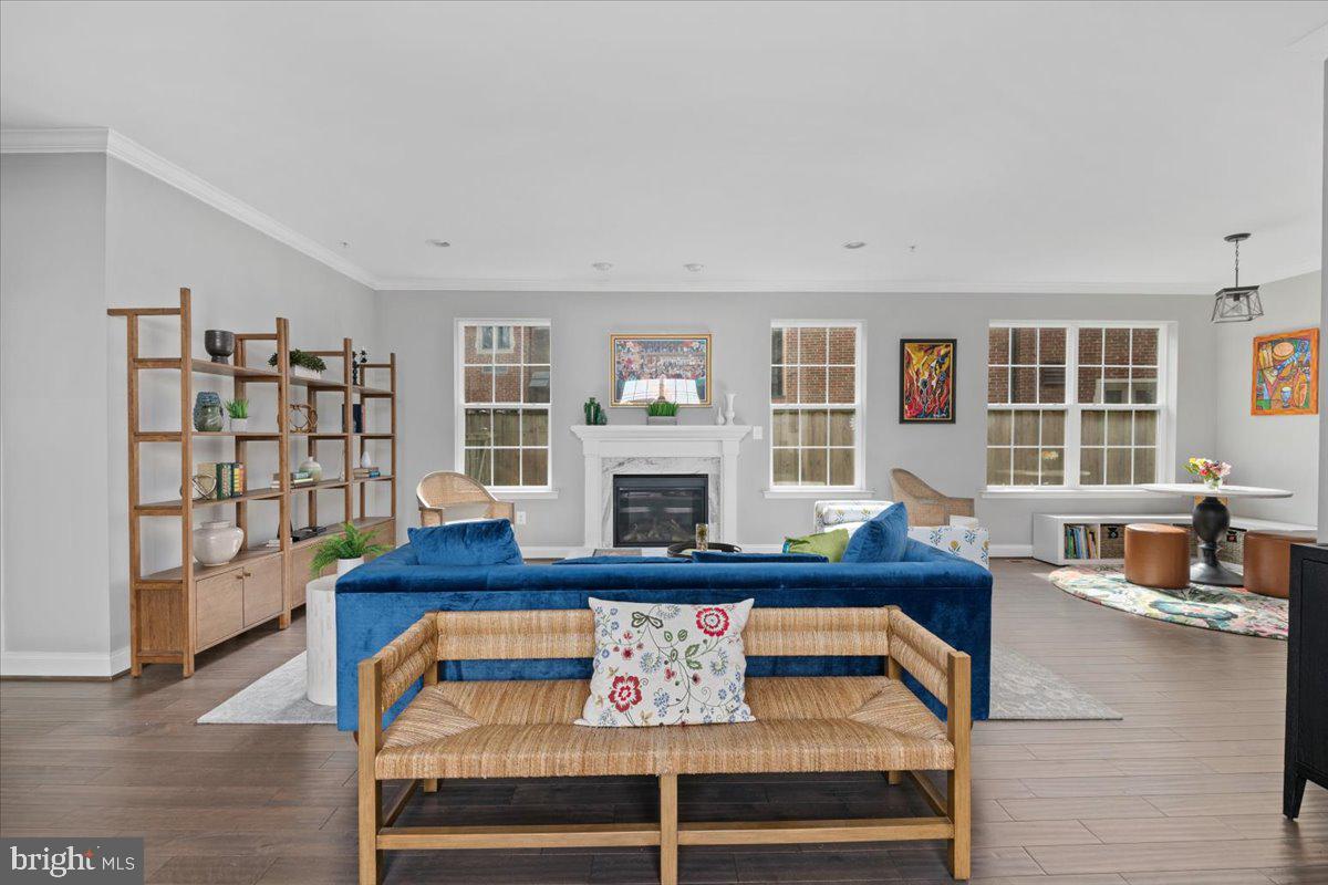 1603 Grace Church Road Silver Spring, MD 20910 - Photo 6 of 77