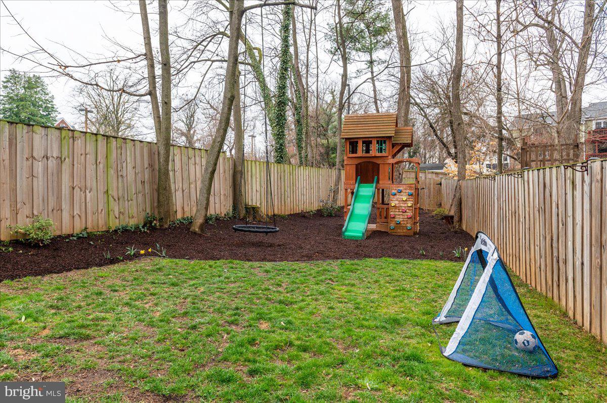 1603 Grace Church Road Silver Spring, MD 20910 - Photo 74 of 77