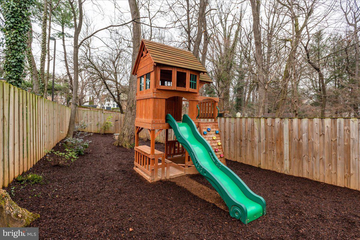 1603 Grace Church Road Silver Spring, MD 20910 - Photo 77 of 77