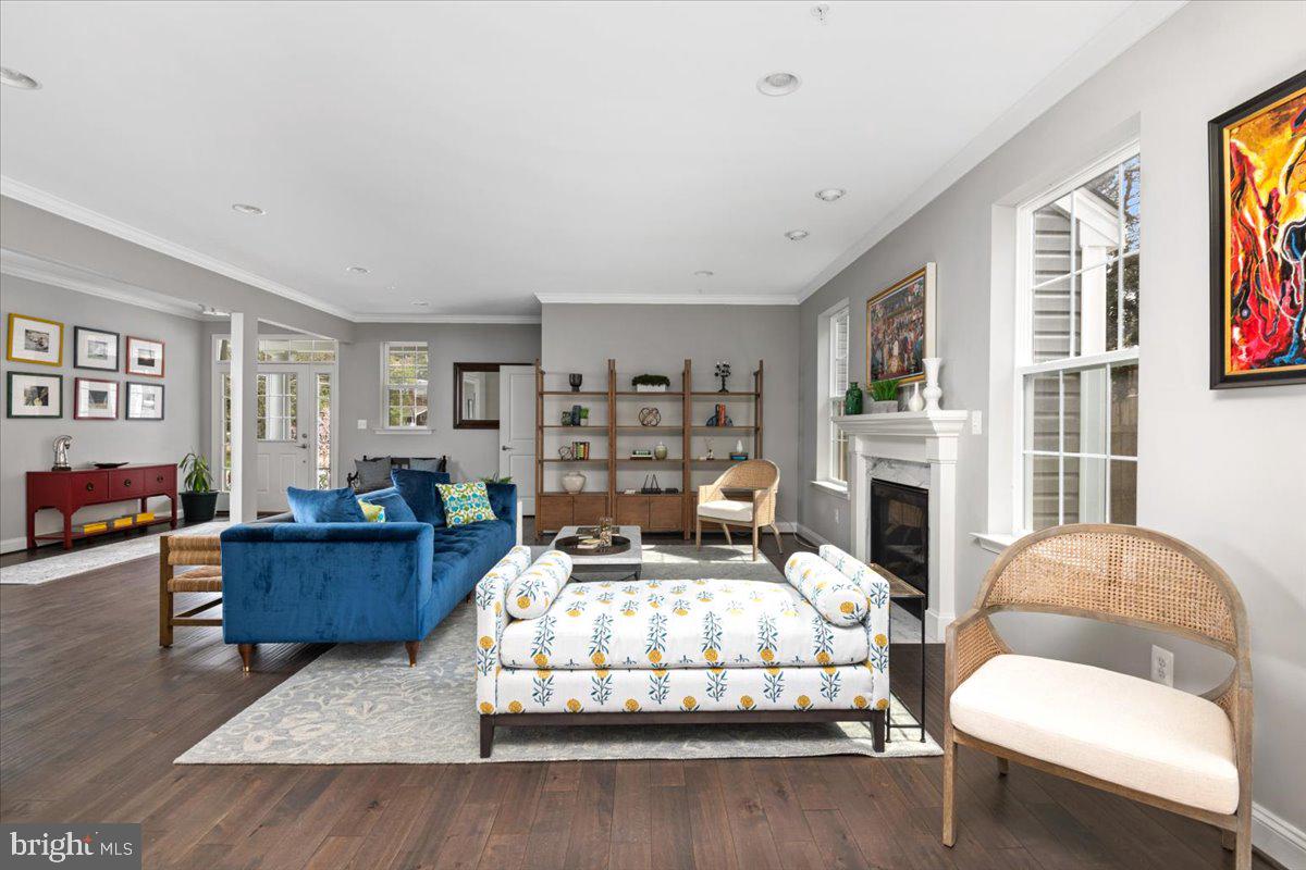 1603 Grace Church Road Silver Spring, MD 20910 - Photo 8 of 77