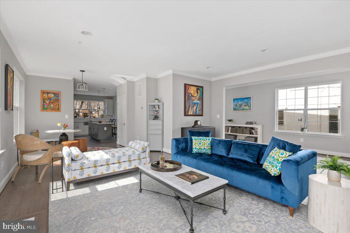 1603 Grace Church Road Silver Spring, MD 20910 - Photo 10 of 77