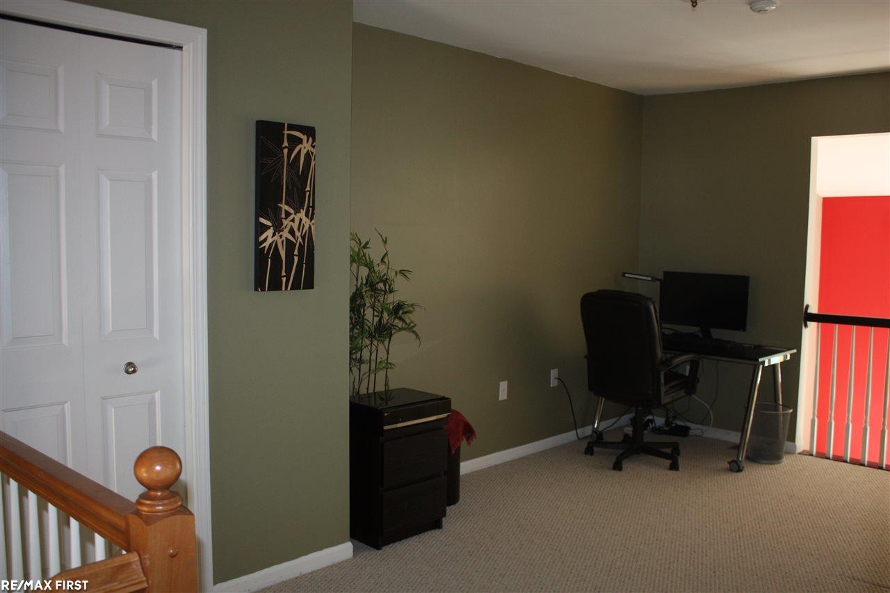 49041 Hawksburry Road Canton, MI 48188 - Photo 22 of 36