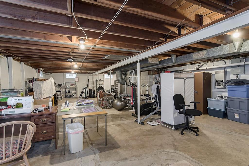10205 Ruckle Street Indianapolis, IN 46280 - Photo 20 of 24 Gallery Image 20
