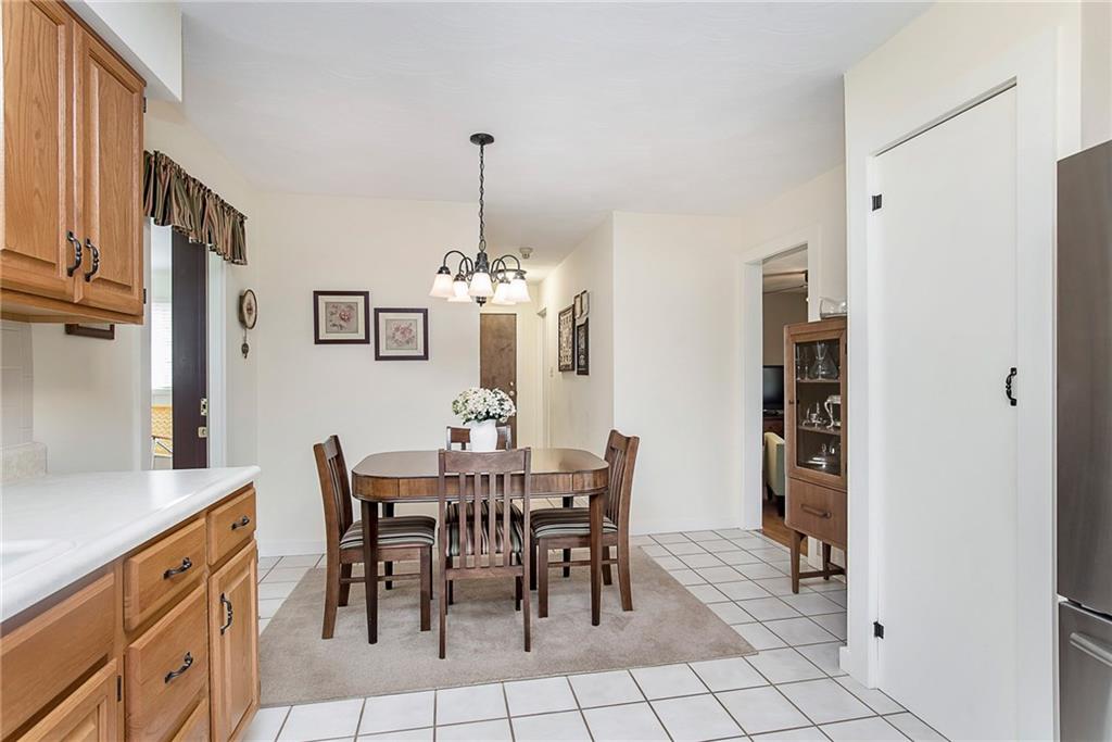 10205 Ruckle Street Indianapolis, IN 46280 - Photo 9 of 24 Gallery Image 9