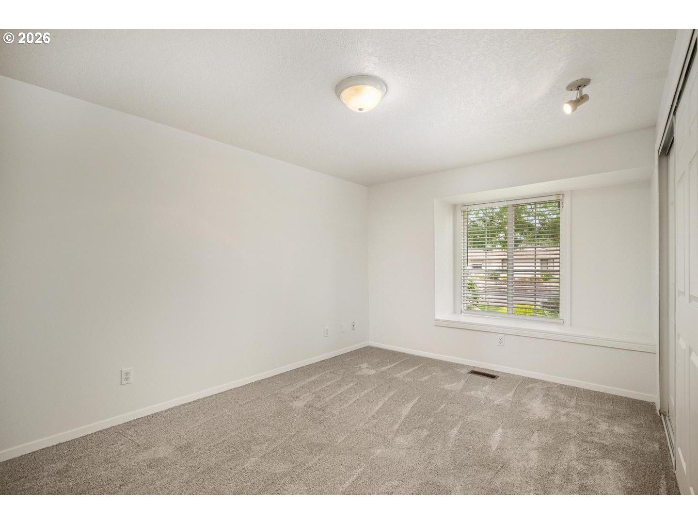 391 Southwest Nancy Avenue Gresham, OR 97030 - Photo 26 of 38