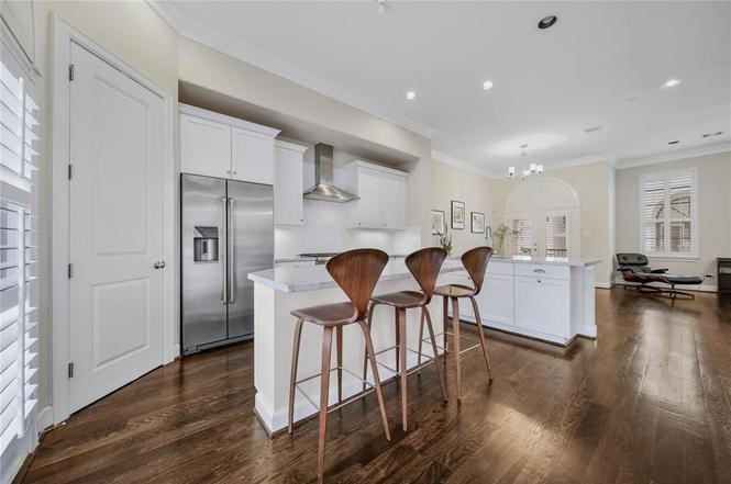 602 Knox Street Houston, TX 77007 - Photo 12 of 26 Kitchen :: 1