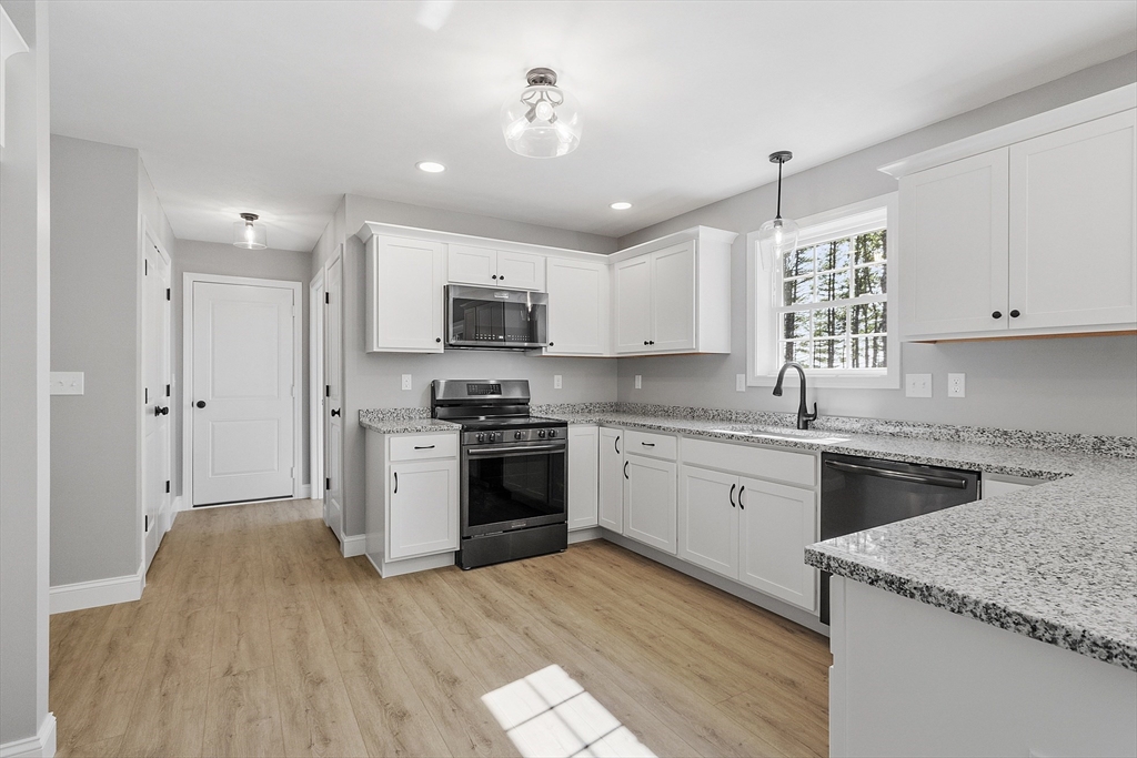 340 Brickyard Road Athol, MA 01331 - Photo 6 of 31