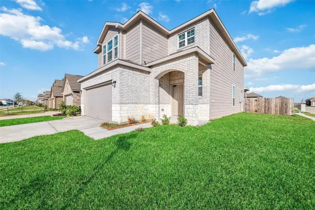 $2,200 | 5810 Dry Brush Place, Katy, TX 77493
